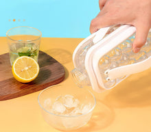Carica l'immagine nel visualizzatore di Gallery, Stampo Per Ghiaccio In Bottiglia Palline Ghiaccio Contenitore 17 Cubetti A Sfere