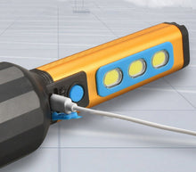 Carica l'immagine nel visualizzatore di Gallery, Torcia LED Ricaricabile USB 3 COB 5W Luce Regolabile Emergenza Sport e Campeggio
