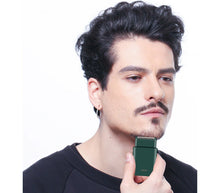 Carica l'immagine nel visualizzatore di Gallery, Rasoio Elettrico Barba Uomo Portatile Ricaricabile Sottile Verde Nero VGR V-390