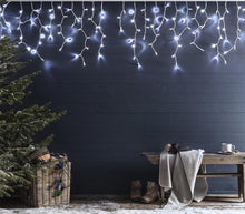Carica l'immagine nel visualizzatore di Gallery, Tenda Luminosa 64LED Catena Natalizia Cascata Di Luci Di Natale 3M Bianco Freddo
