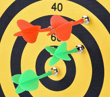 Carica l'immagine nel visualizzatore di Gallery, Freccette Magnetiche Set 3pz Tiro Al Bersaglio Sicurezza Bambini Tirassegno