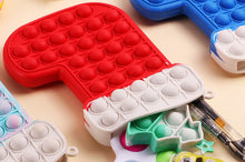 Carica l'immagine nel visualizzatore di Gallery, Pop It Calza della Befana Portachiavi Ciondolo Cerniera Antistress Gioco