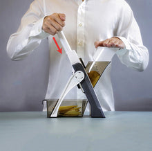 Carica l'immagine nel visualizzatore di Gallery, Affettatrice A Mandolina.