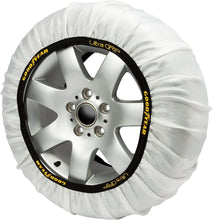 Carica l&#39;immagine nel visualizzatore di Gallery, Goodyear GOD8015 Catene da Neve Tessile Ultra Grip, XL, Set di 2 TAGLIA XL
